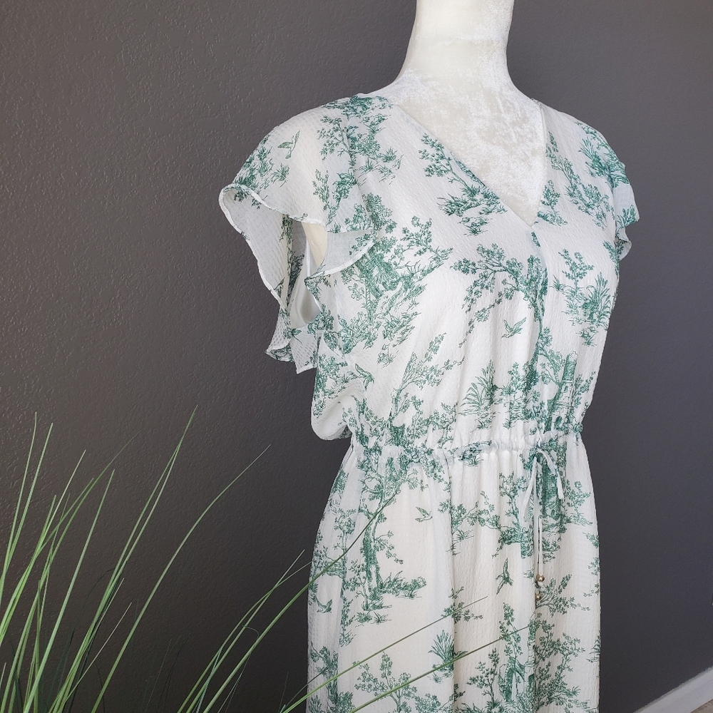 H&M, Size 8, White/green - Picture 2 of 3